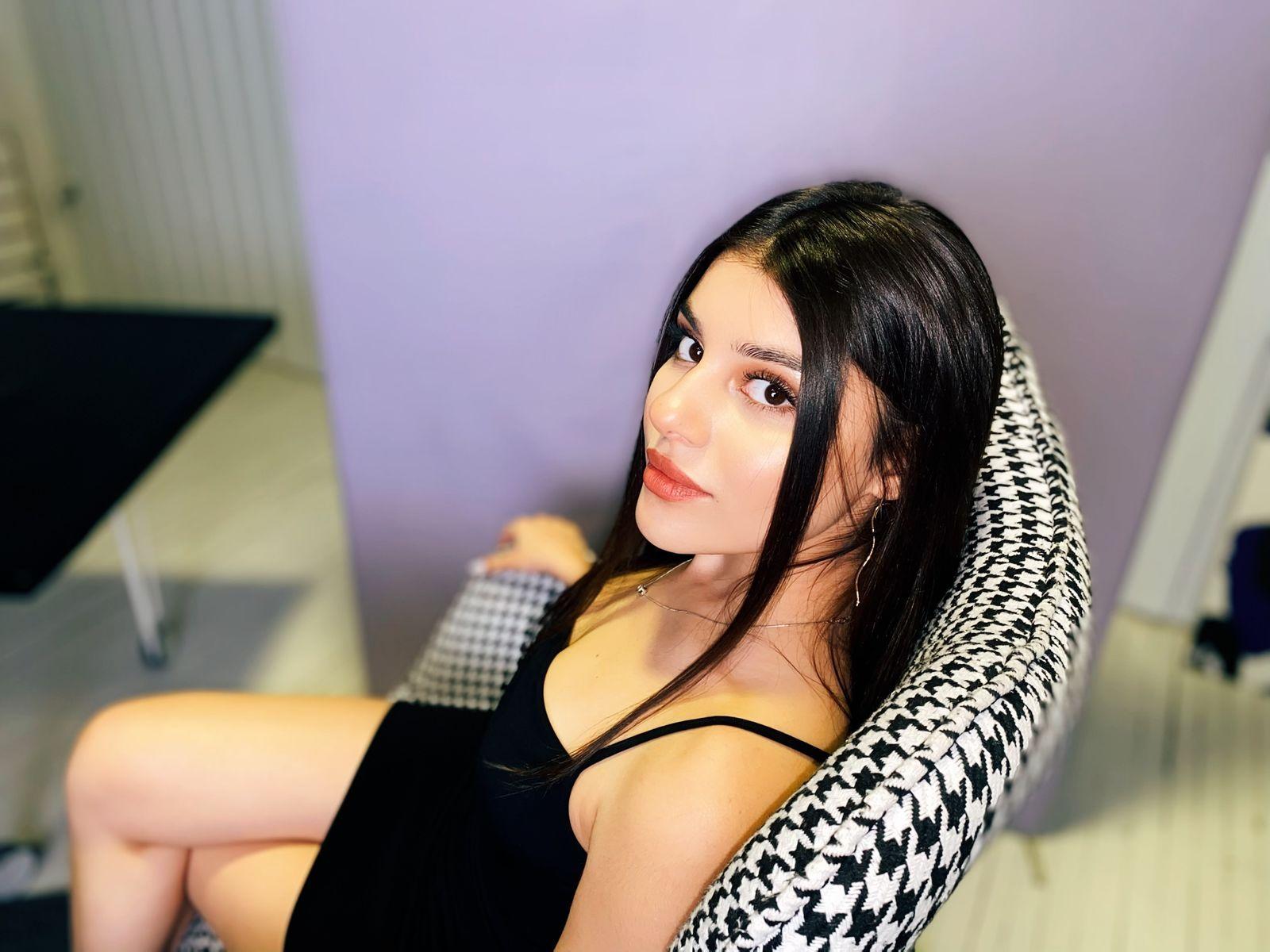 arianaklevs, camgirl Xlovecam